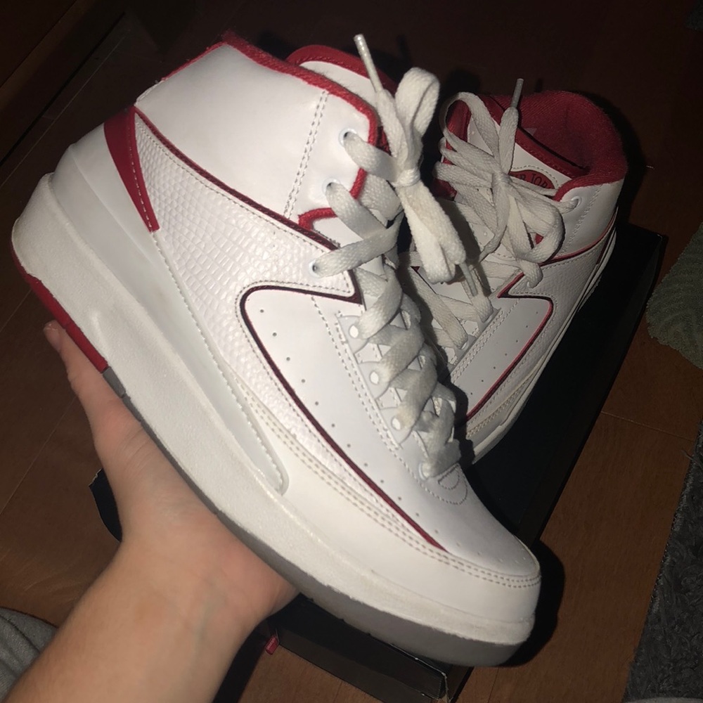 Jordan Retro 2